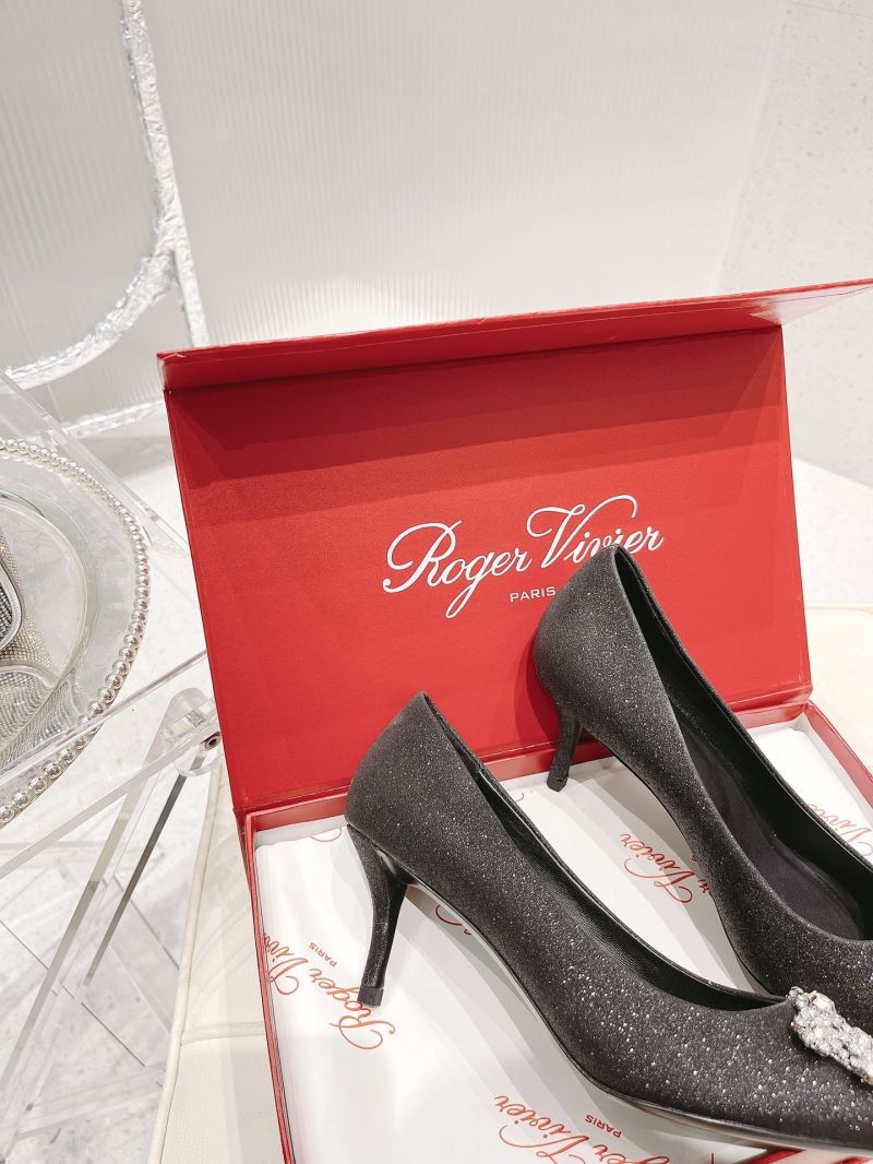 Roger Vivier flat shoes